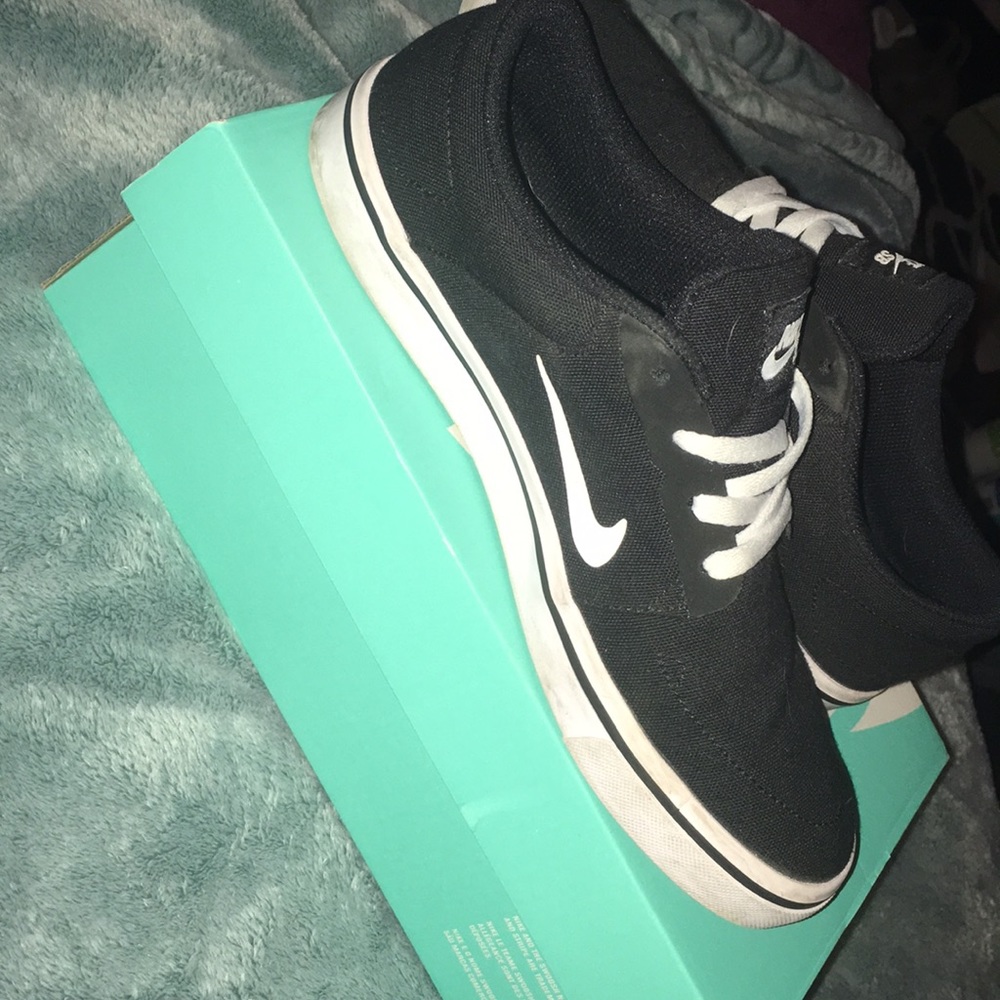 Black Nike SB Portmore Canvas Skate Shoe